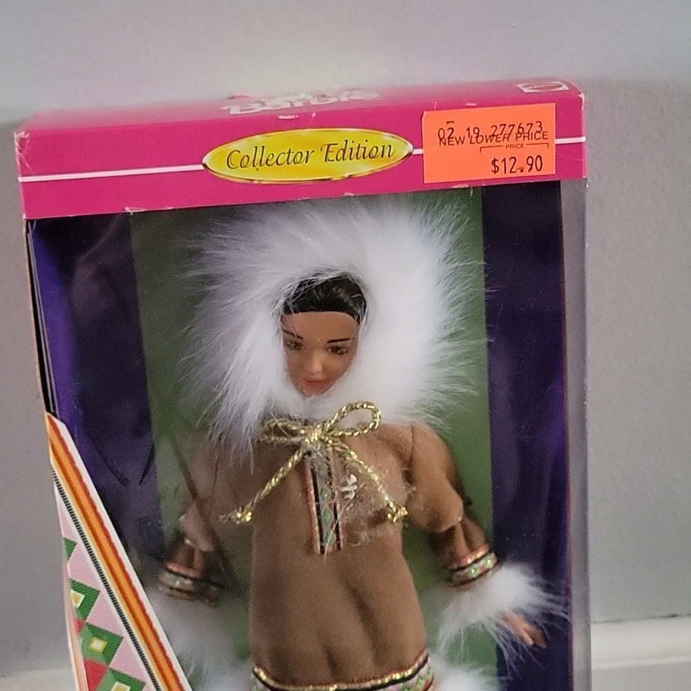 Artic Barbie - Picture 2 of 9
